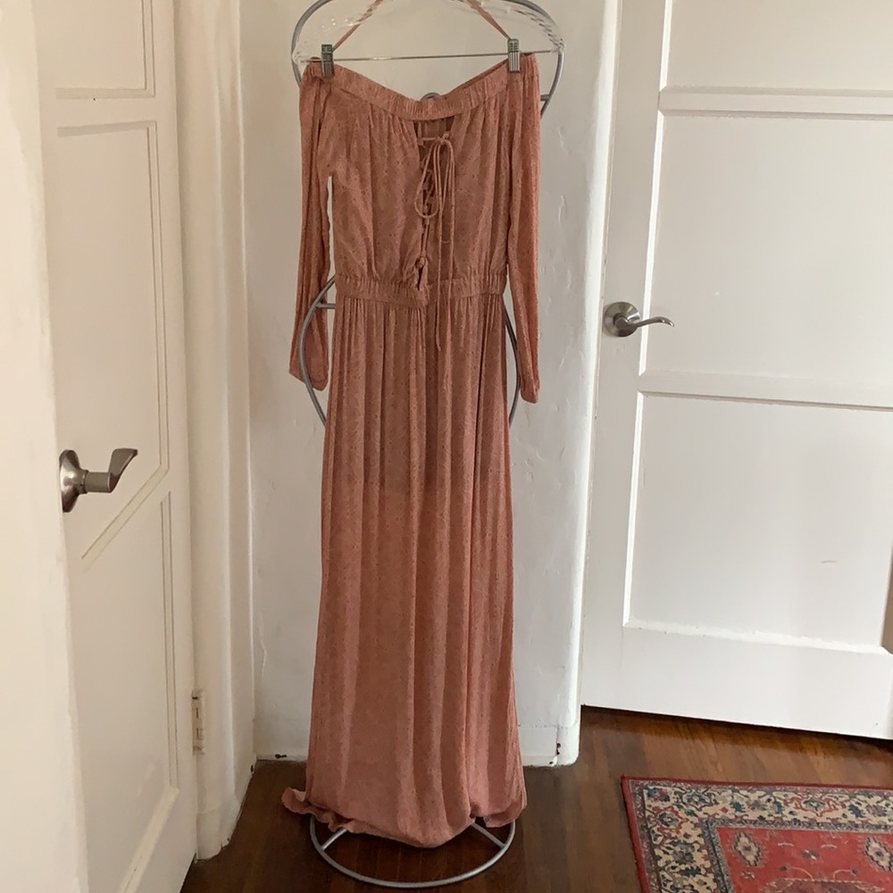 Honey Belle Off-Shoulder Maxi Dress Size Small